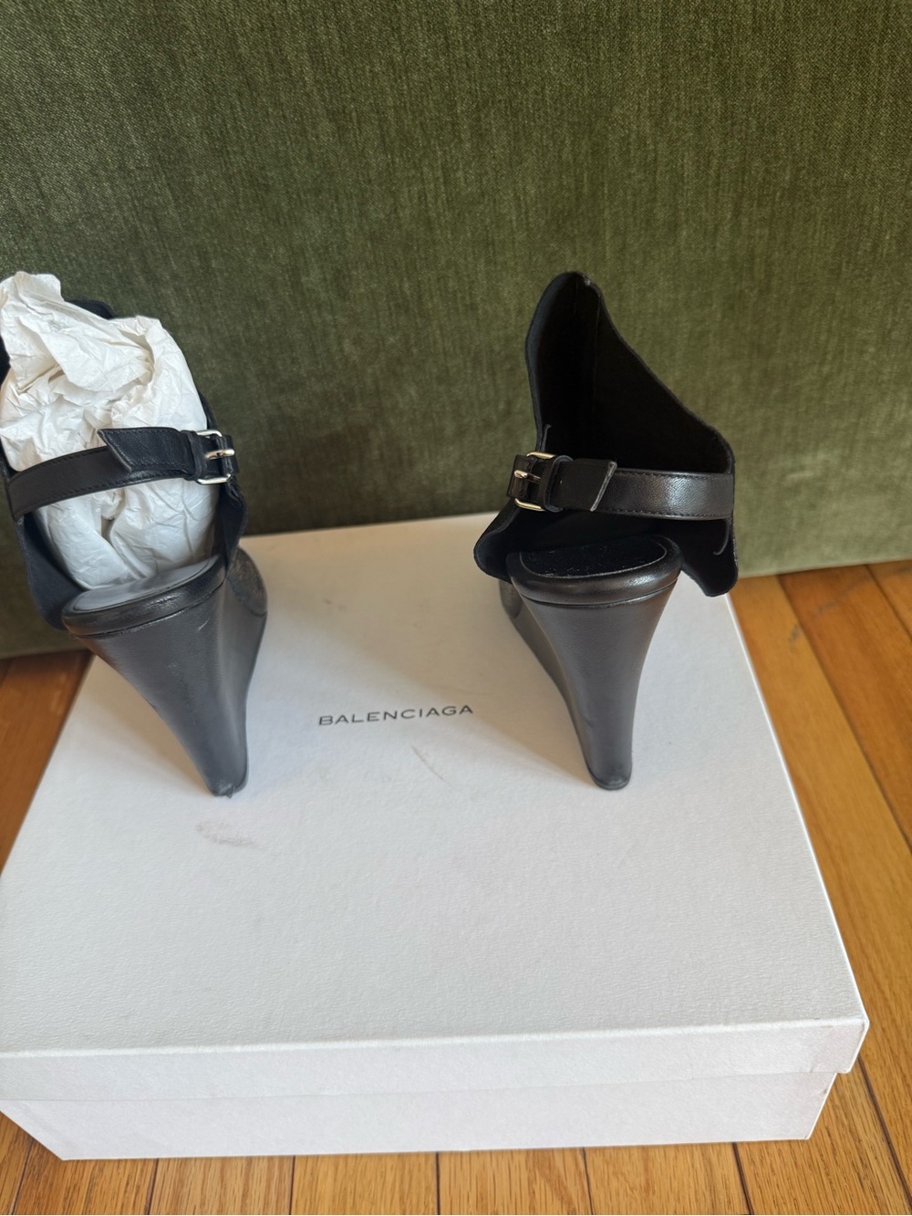 Balenciaga crackle lamb skin peek toe wedge - Women's - Picture 3 of 4